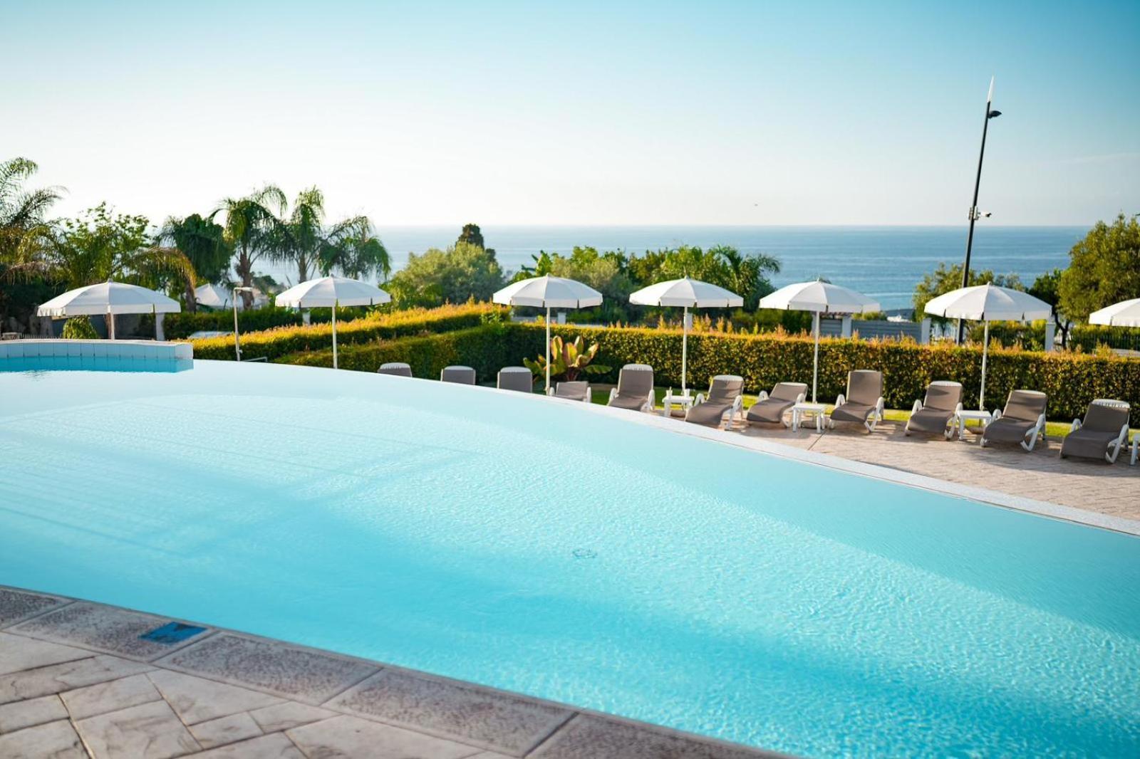 Sentido Michelizia Tropea Resort Exterior foto